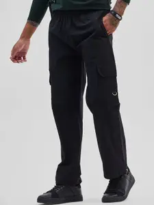 Snitch Men Slouchy Loose Fit Mid-Rise Cargos Trousers