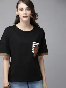 Roadster Women Black Solid Round Neck Pocket Detailing Pure Cotton T-shirt