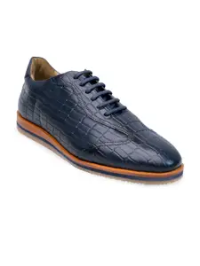 mccoy Men Textured Leather Derbys