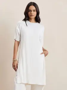 FEMMELLA Women Round Neck Longline Top