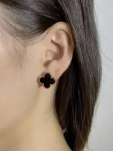 SUBHAGALANKAR Contemporary Studs Earrings