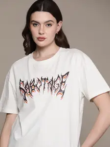 The Roadster Lifestyle Co. Printed Drop-Shoulder Sleeves Pure Cotton Relaxed Fit T-shirt