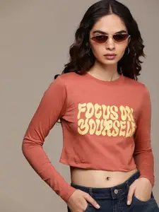 The Roadster Life Co. Typography Printed Slim Fit Crop T-shirt