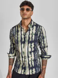 Snitch Men Smart Cutaway Collar Dyed Slim Fit Casual Shirt