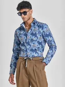Snitch Men Smart Spread Collar Floral Printed Slim Fit Casual Shirt
