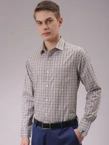 The Indian Garage Co. X Luxe Men Cutaway Collar Vertical Striped Slim Fit Formal Shirt