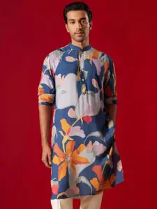 VASTRAMAY Floral Printed Mandarin Collar Long Sleeves Straight Kurta