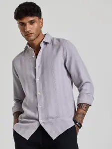 Snitch Men Smart Spread Collar Self Design Slim Fit Casual Shirt