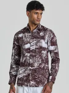 Snitch Men Smart Spread Collar Abstract Printed Slim Fit Casual Shirt