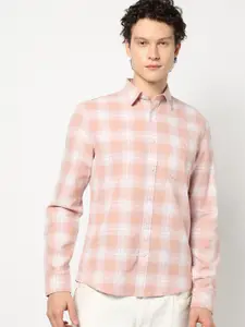 Blue Buddha Men Comfort Cutaway Collar Checked Cotton Tailored Fit Casual Shirt