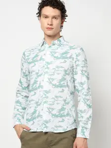 Blue Buddha Men Comfort Spread Collar Abstract Printed Cotton Tailored Fit Casual Shirt