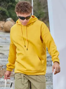 Campus Sutra Men Hooded Pullover Sweatshirt