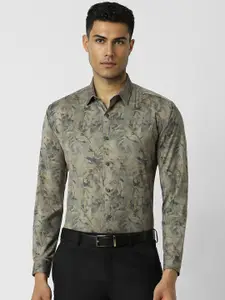 V Dot Men Spread Collar Floral Printed Slim Fit Formal Shirt