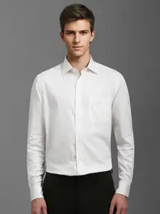 Louis Philippe Men Classic Cutaway Collar Floral Printed Cotton Formal Shirt