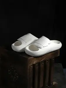 Roadster Men Slip On Slider