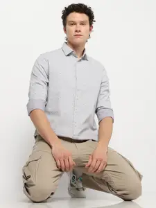 Blue Buddha Men Comfort Spread Collar Micro Ditsy Printed Cotton Tailored Fit Casual Shirt