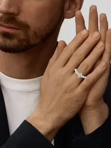 MEMOIR Men Sliver-Plated Christian spiritual Jesus Crucifix Cross Finger Ring