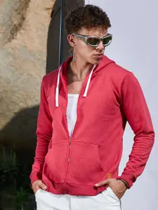 Campus Sutra Men Cotton Hooded Sweatshirt