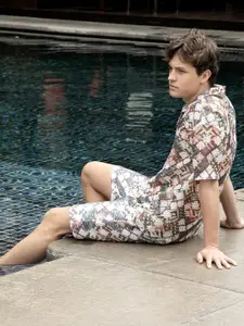 Campus Sutra Self Design Shirt Collar Short Sleeves Shirt With Shorts