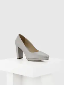 Oroh Leather Party Block Pumps