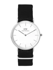 Daniel Wellington Men Round Dial & Textured Straps Analogue Watch DW00100258K