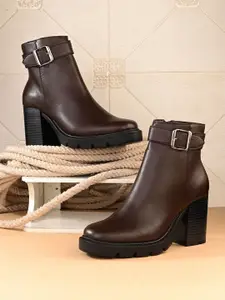 The Roadster Lifestyle Co Women Casual Chelsea Boots