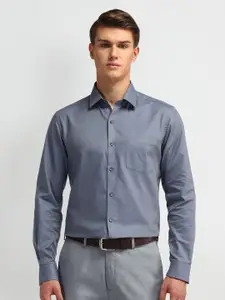 Arrow Men Manhattan Spread Collar Micro Ditsy Printed Cotton Slim Fit Formal Shirt