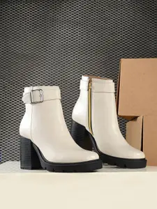 The Roadster Lifestyle Co Women Chelsea Round Toe Boots