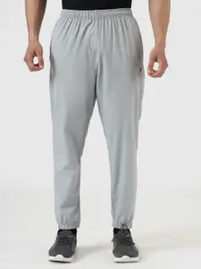 FUAARK Men Regular Fit Joggers