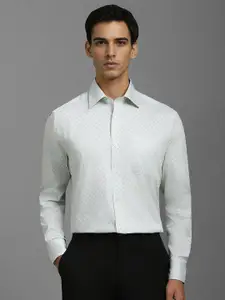 Louis Philippe Men Classic Spread Collar Geometric Printed Cotton Formal Shirt