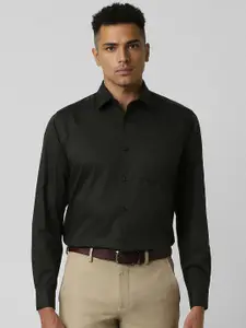 Van Heusen Men Spread Collar Solid Cotton Formal Shirt