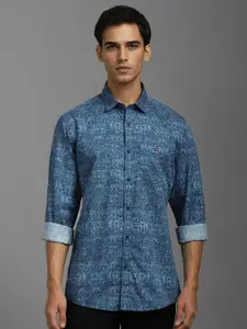 Louis Philippe Jeans Men Spread Collar Micro Ditsy Printed Cotton Casual Shirt