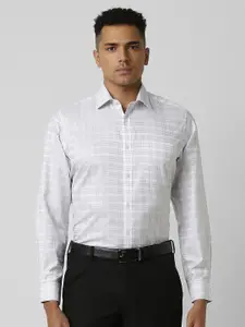 Van Heusen Men Spread Collar Tartan Checked Cotton Slim Fit Formal Shirt