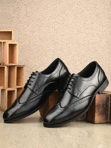 House of Pataudi Men Textured Formal Brogues