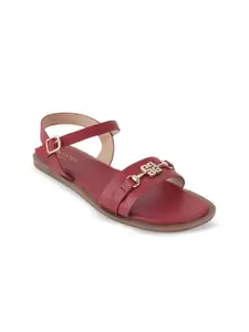 SCENTRA Women Open Toe Flats with Buckles