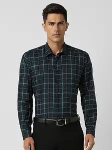 Van Heusen Men Spread Collar Checked Cotton Slim Fit Formal Shirt