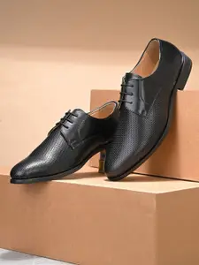 House of Pataudi Men Textured Formal Derbys