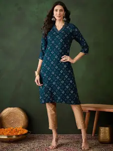 Sangria Geometric Printed V-Neck Straight Kurta