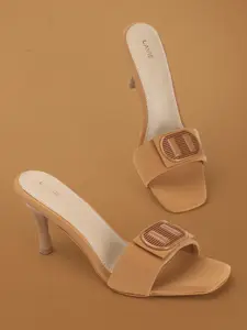 Lavie Kitten Sandals with Tassels