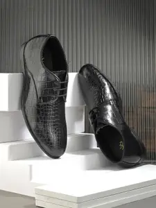 House of Pataudi Men Textured Formal Derbys