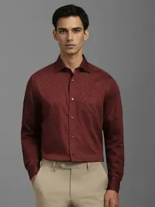 Louis Philippe Men Classic Spread Collar Geometric Printed Cotton Formal Shirt