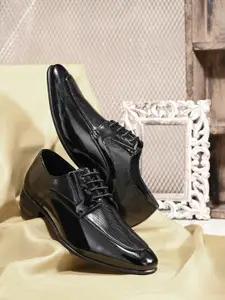 House of Pataudi Men Formal Derbys