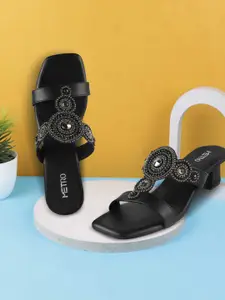 Metro Women Ethnic T-Strap Flats