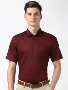 Peter England Men Spread Collar Solid Cotton Formal Shirt