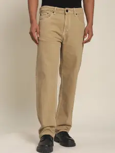 The Roadster Lifestyle Co Men Solid Clean Look Relaxed Fit Jeans