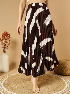ZWERLON Women Abstract Printed Flared Maxi Skirts