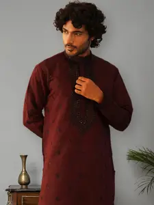 Jompers Geometric Embroidered Mandarin Collar Sequinned Straight Kurta