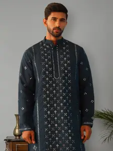 Jompers Geometric Embroidered Mandarin Collar Regular Sequinned Straight Kurta