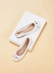 Forever Glam by Pantaloons Women Ballerinas with Bows Flats