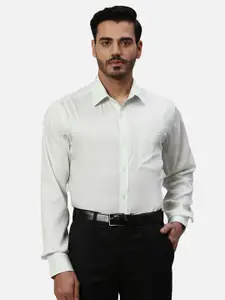 Park Avenue Men Spread Collar Solid Cotton Formal Shirt